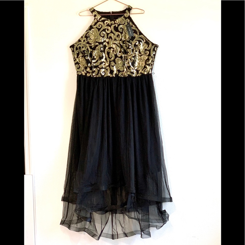 Women’s Black With Gold Sequined Dress Sz 2x
